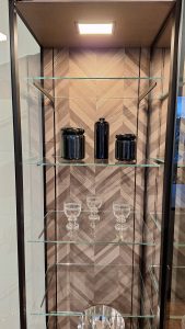 SLX Vitrine 6